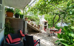 Apartments Zarac
